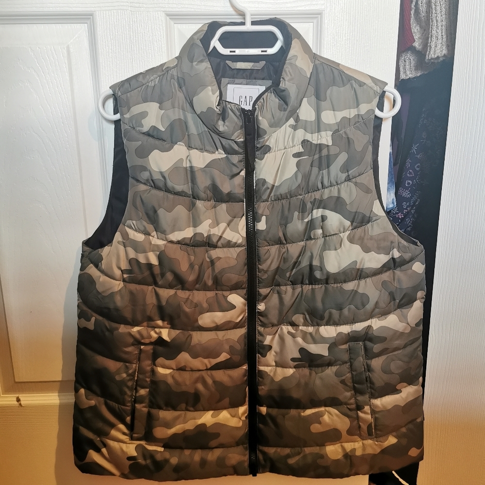 GAP Camo Vest